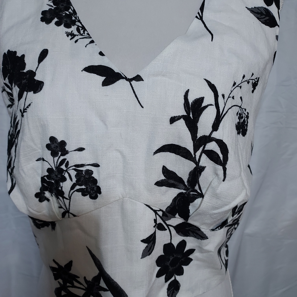 Cynthia Rowley Black and White Floral Crop Top